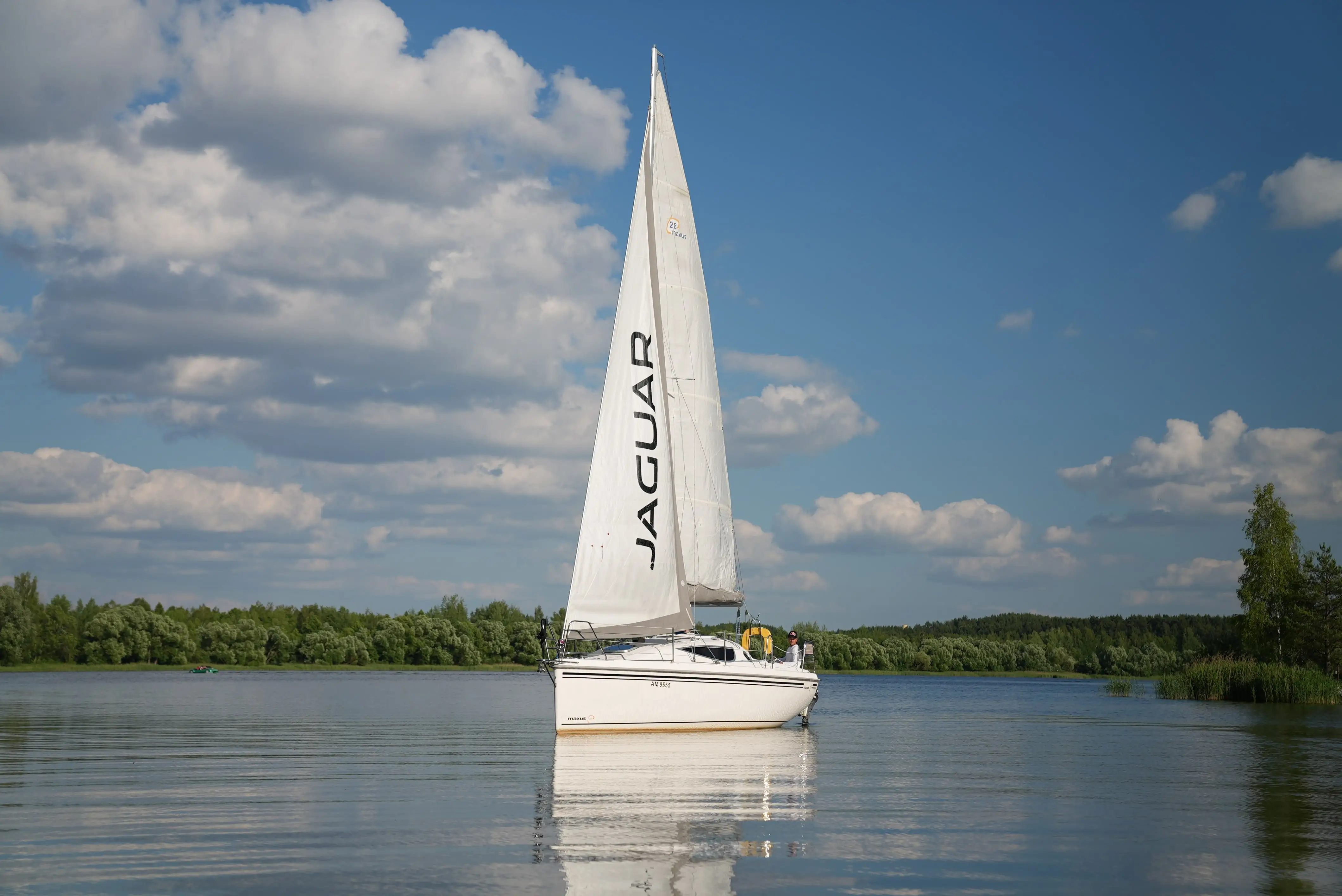 Аренда яхты в Минске MAXUS 28